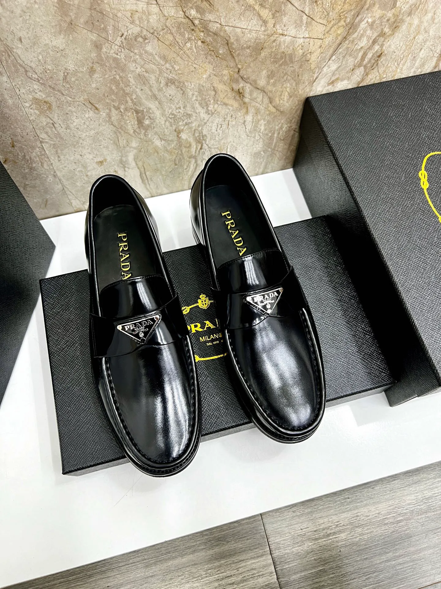 PRADA~ Size: 38-44 (customized 45/46 P: 💰880 P's original official website new high-end men's leather shoes, top-quality original replicas, made of imported open edge beads/calf leather, calf leather breathable lining, original leather outsole!